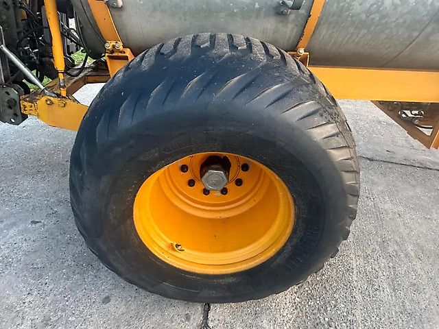 Veenhuis VMB 7500 + bemester slootsmid