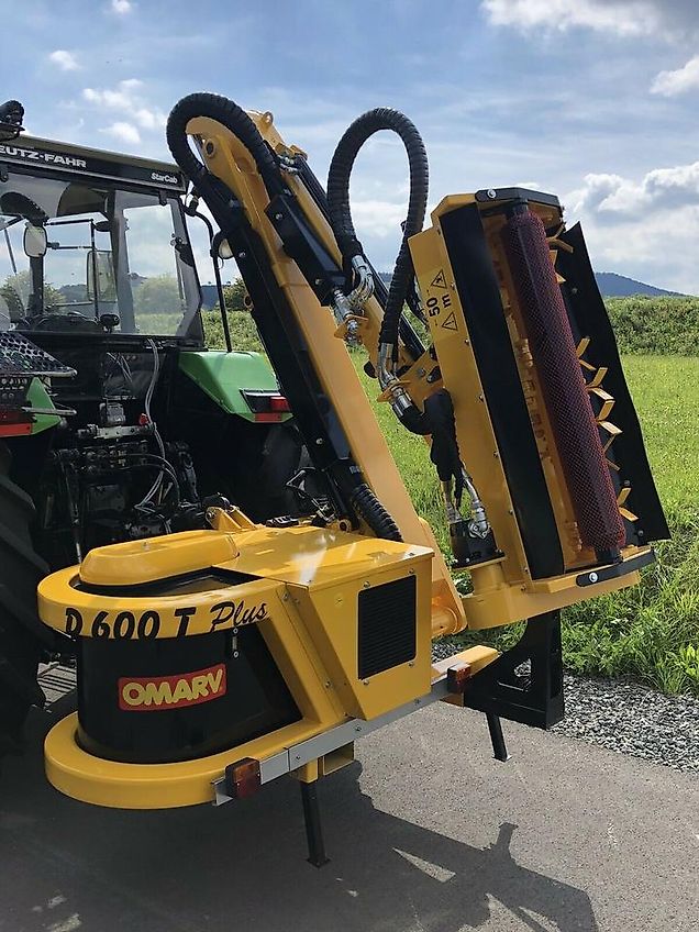 Omarv Böschungsmulcher Auslegemulcher Mulcher Schlegelmulcher