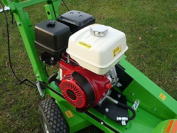 Laski Stubbenfräse Stockfräse Baumstumpffräse Wurzelstockfräse