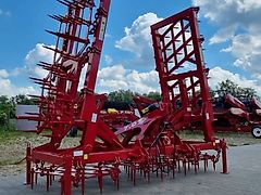 Lupus Ciężka 7-sekcjowa brona zębowa , hydraulicznie składana 7,0 m/ Schwere 7-teilige Zinkenegge, hydraulisch klappbar 7,0 m / 7-section tine harrow, hydraulically foldable 7,0 m /7-teiliger Schwer