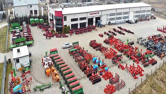 Lupus Ciężka 7-sekcjowa brona zębowa , hydraulicznie składana 7,0 m/ Schwere 7-teilige Zinkenegge, hydraulisch klappbar 7,0 m / 7-section tine harrow, hydraulically foldable 7,0 m /7-teiliger Schwer