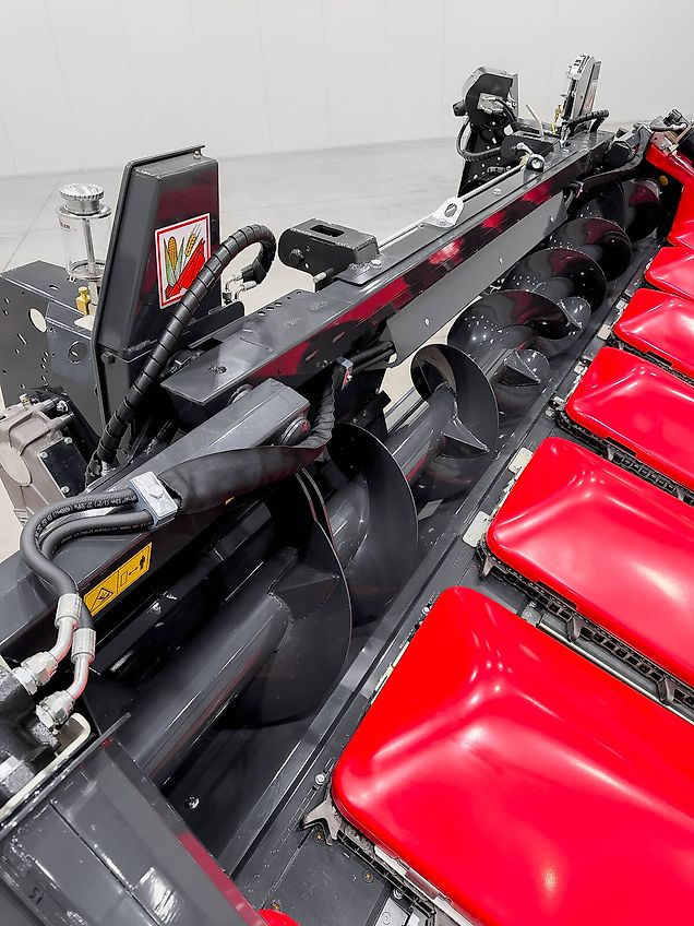 Capello Quasar R6 6 row (75 cm), foldable corn header for Claas Lexion / Tucano combines