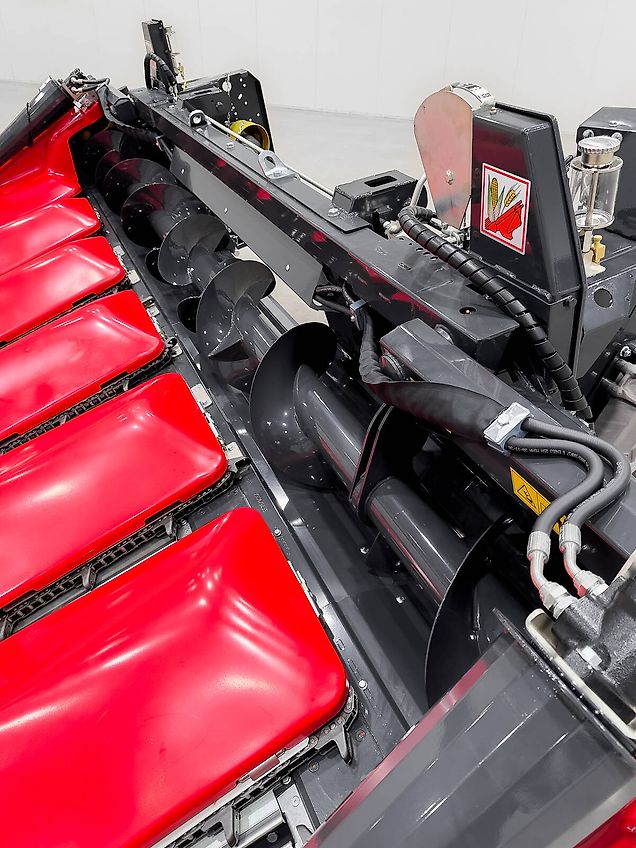 Capello Quasar R6 6 row (75 cm), foldable corn header for Claas Lexion / Tucano combines