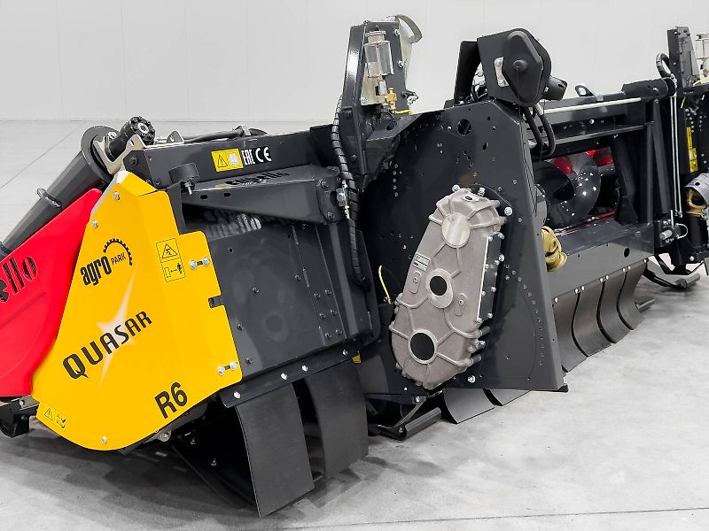 Capello Quasar R6 6 row (75 cm), foldable corn header for Claas Lexion / Tucano combines