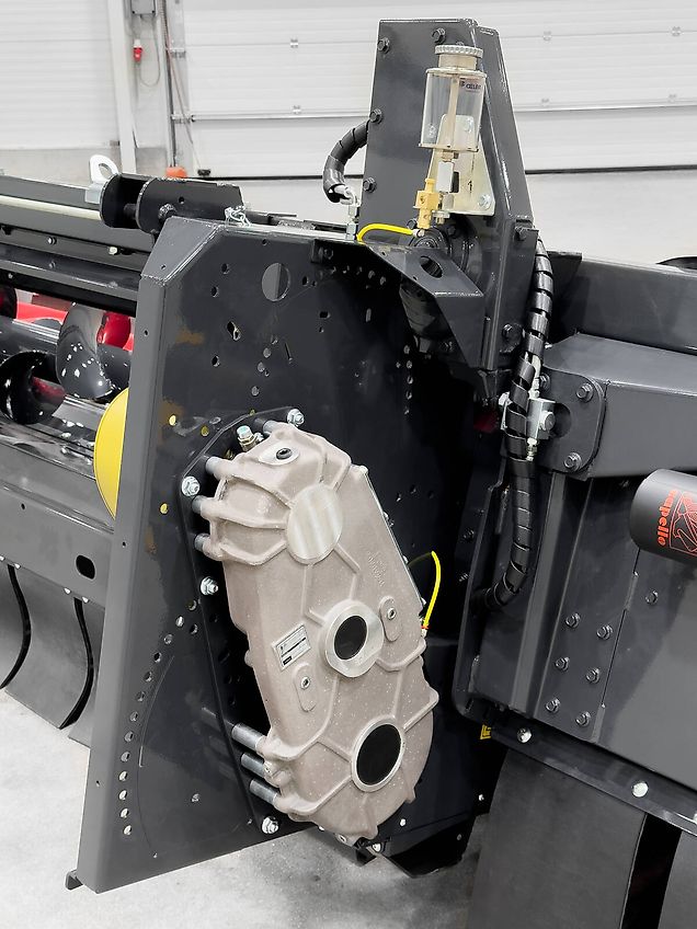 Capello Quasar R6 6 row (75 cm), foldable corn header for Claas Lexion / Tucano combines