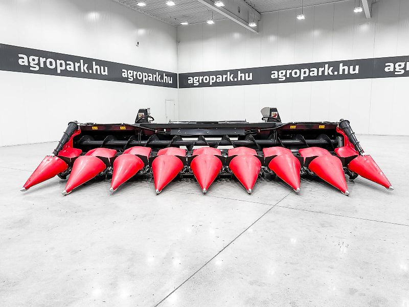 Capello Quasar R8 8 row (75 cm), foldable corn header for John Deere combines