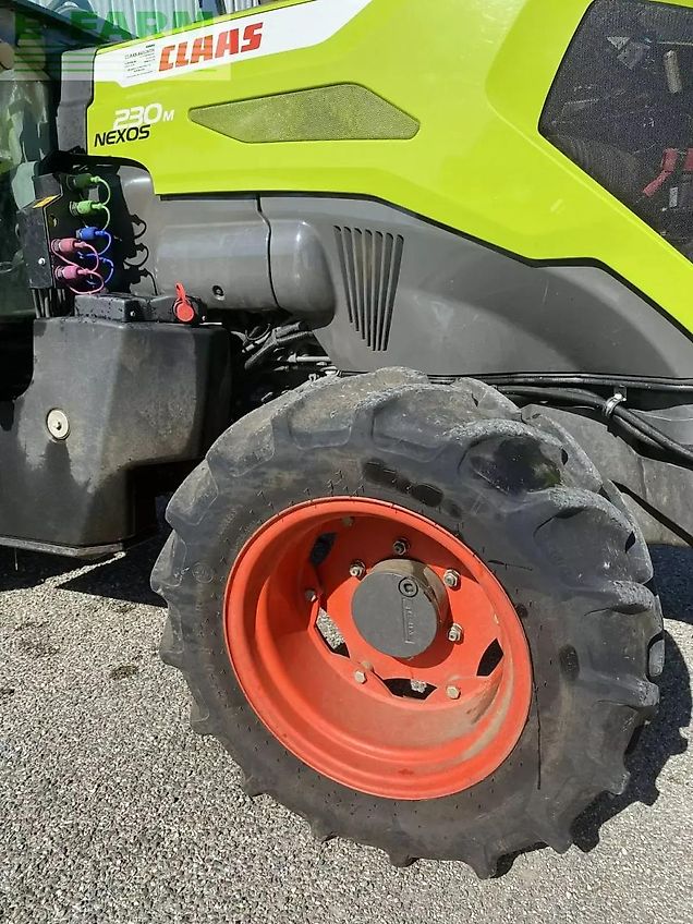 Claas nexos 230 m tradition