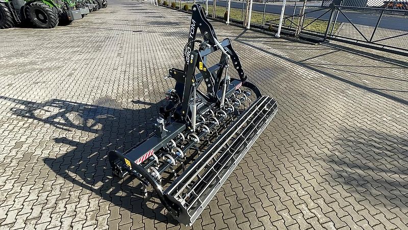 MD AGT Saatbettkombination mit Hitch UPS 2,5 - 3,0m