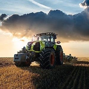 Claas AXION 870 CMATIC