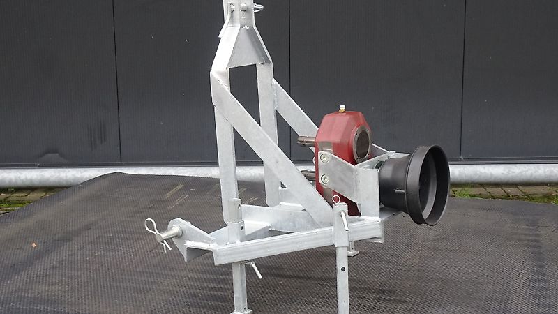 Hofstede Omkeerkast tandwielkast omkeer tandwiel kast bak op driepunt frame / ook T kast voor mestmixer