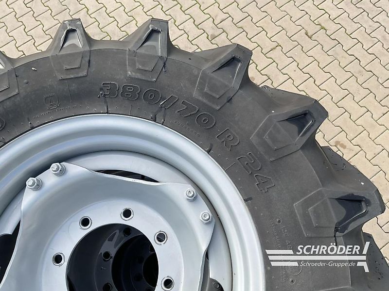 Massey Ferguson 2X 380/70 R24 + 2X 480/70 R34 | NEU