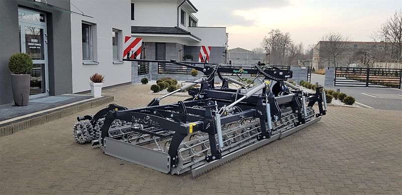 MD MD AGT Saatbettkombination UPH 4 m, 4,5 m, 5,0 m, 6,0 m hydr. klappbar