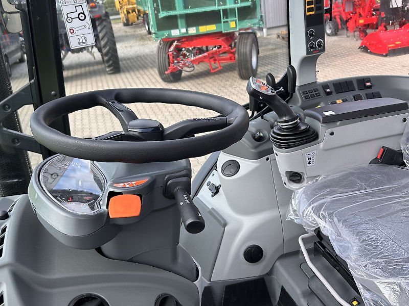 Claas Arion 420 Panoramic