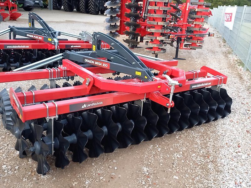 DA Landtechnik Dragon Front Mega