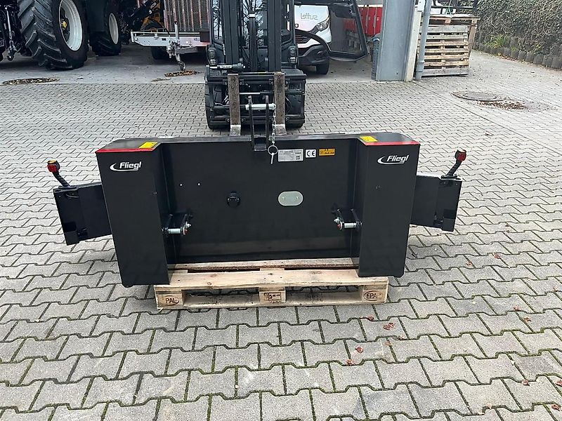 Fliegl FRONTGEWICHT BUMPER 1200