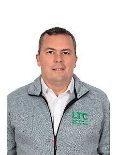 Persona de contacto Sr. Tibor Barat